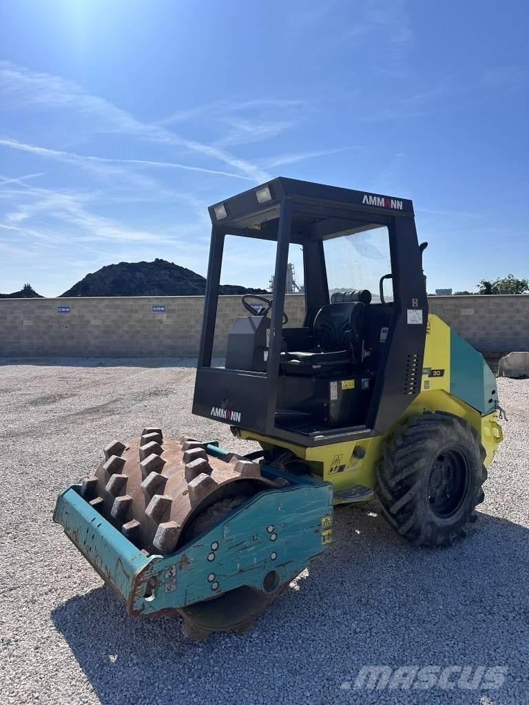 Ammann ASC 30 HD PD Compactadores para terra
