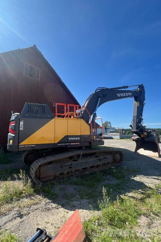 Volvo EC 250 EL Escavadeiras de esteiras