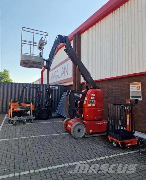 Manitou 120 AET J Elevadores braços articulados