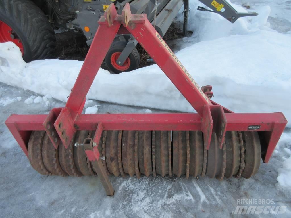 Potila PVJ 140 Rolos agrícolas
