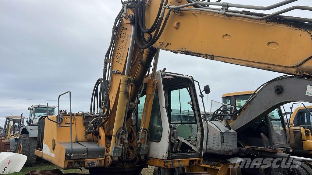 Liebherr R 914 HD S Travőes