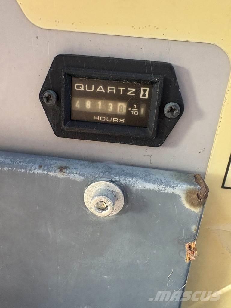 Aichi Sp12c Elevadores braços Telescópicos