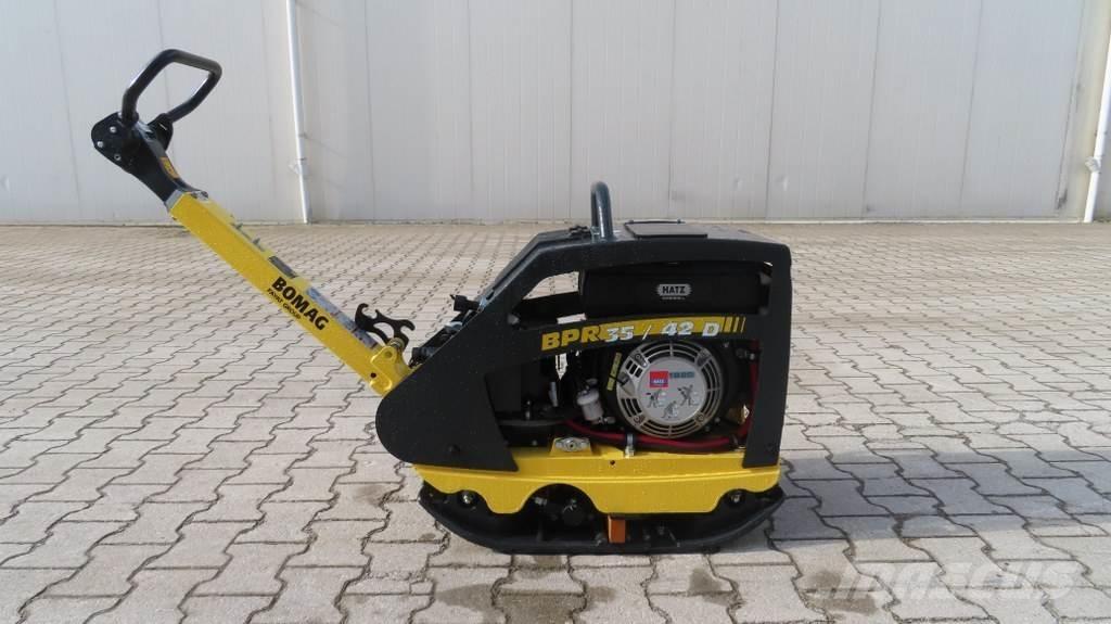 Bomag BPR 35/42D Vibradores