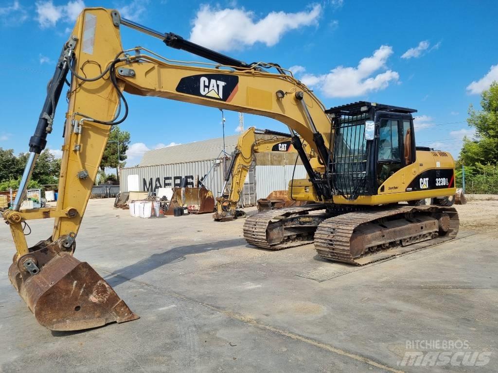 CAT 323 D L Escavadeiras de esteiras