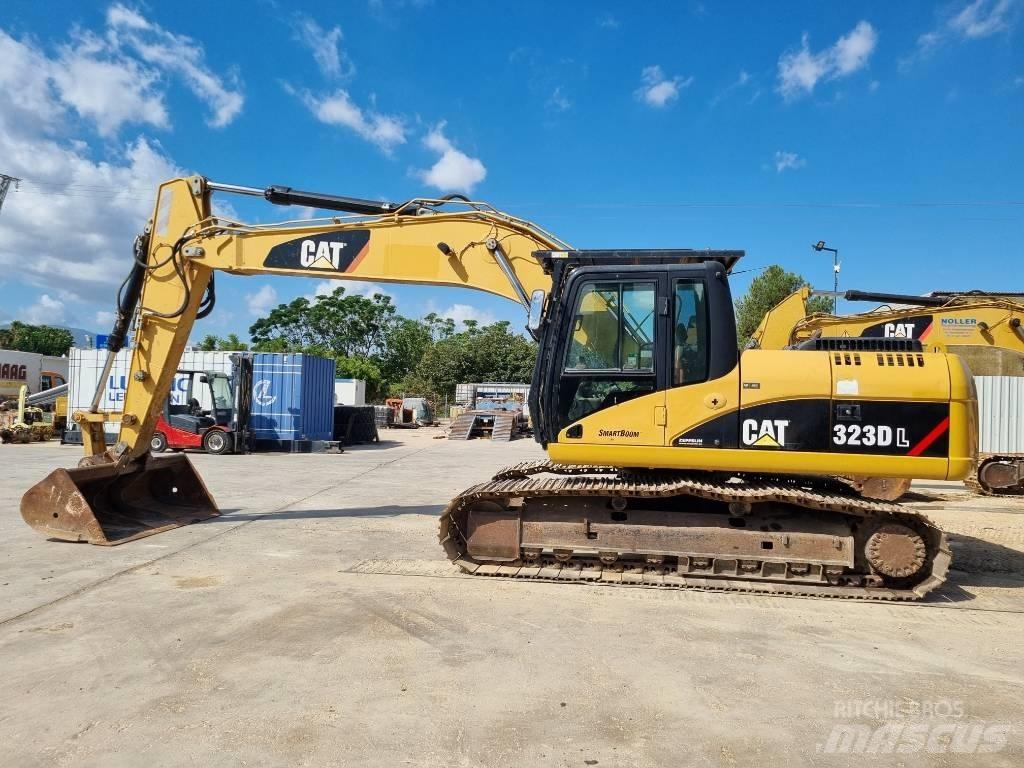 CAT 323 D L Escavadeiras de esteiras