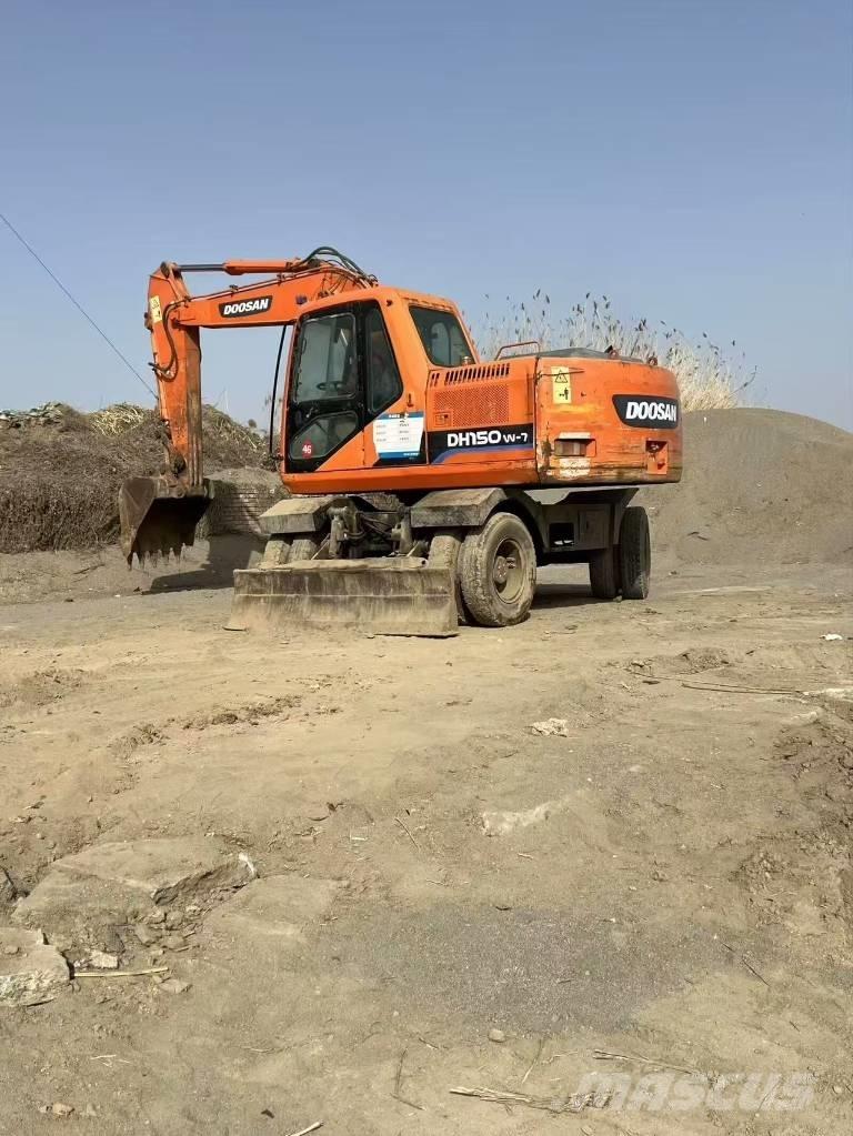 Doosan DH150 W-7 Escavadoras de rodas