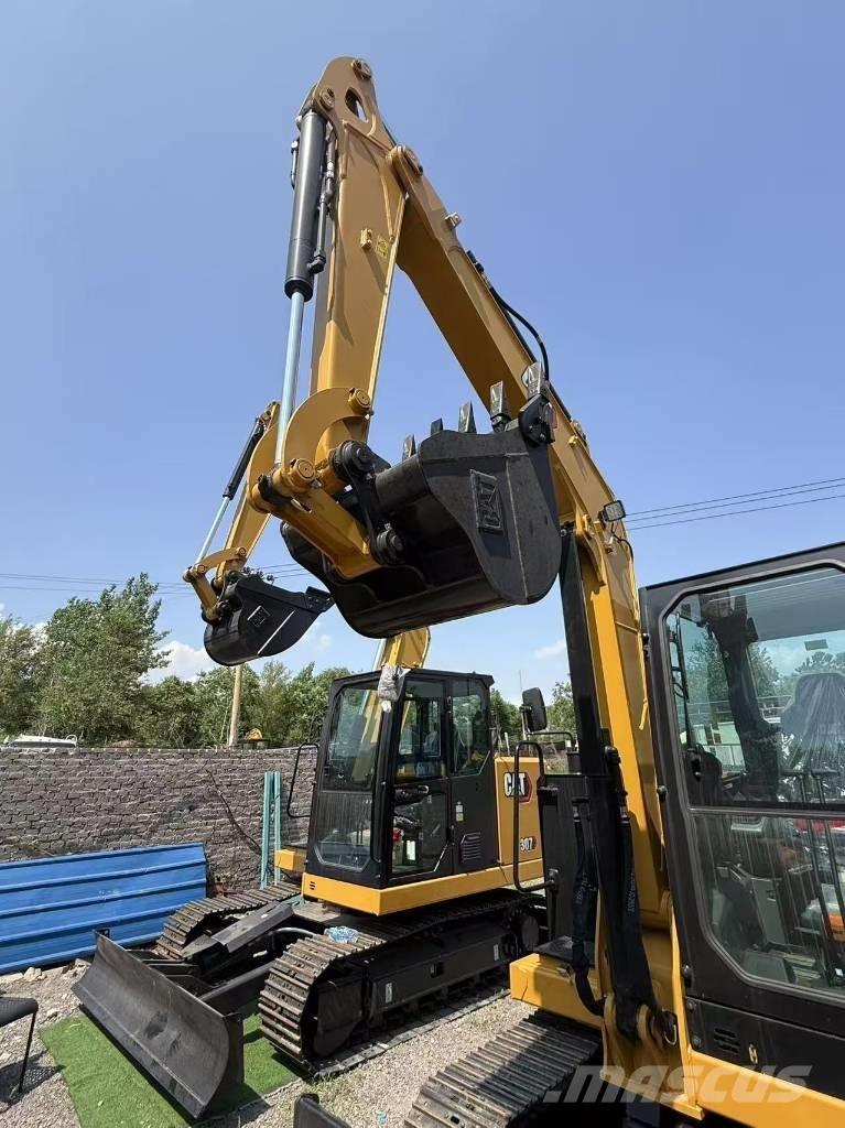 CAT 305.5 Miniescavadeiras