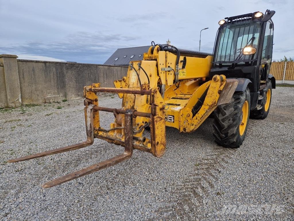 JCB 535-140 Manipulador telescópico