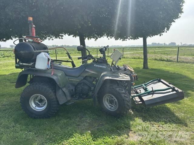 Kawasaki KLF 300 Veículos todo-terreno
