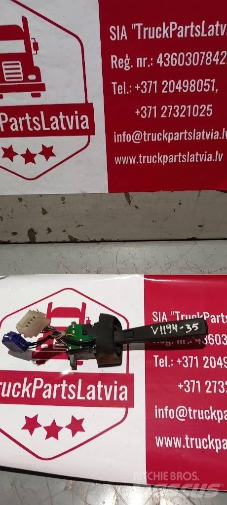 Volvo FH 12.   3172171 Cabines e interior
