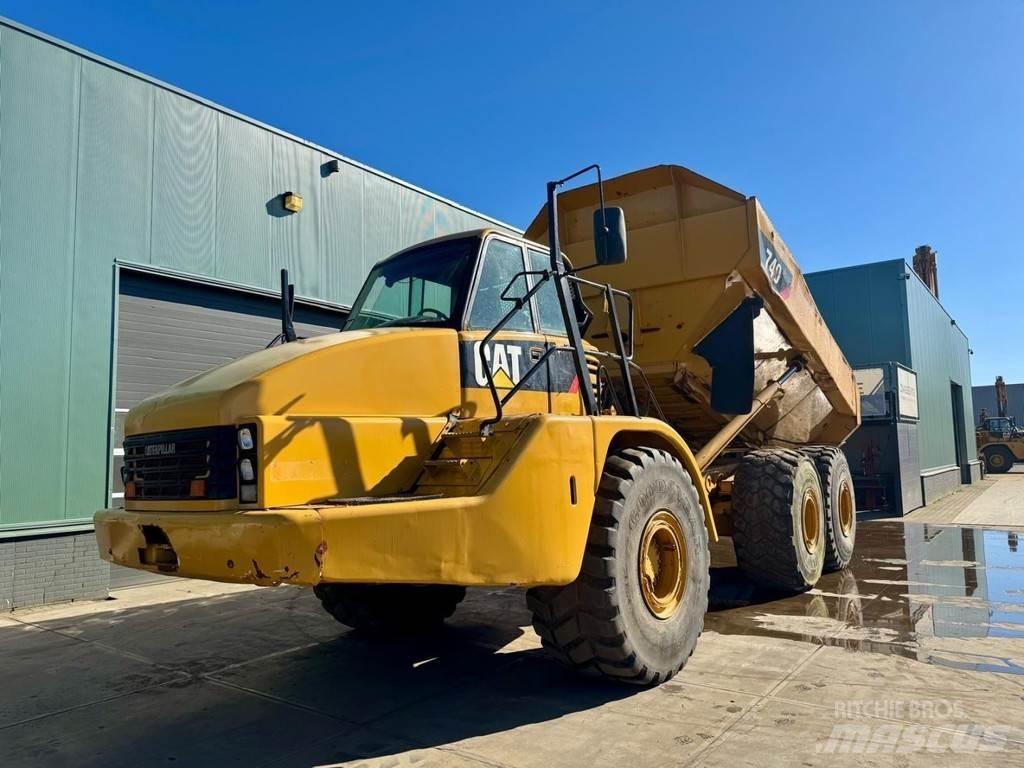 CAT 740 Caminhões articulados