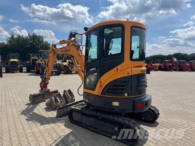 Hyundai R25Z-9 AK Miniescavadeiras