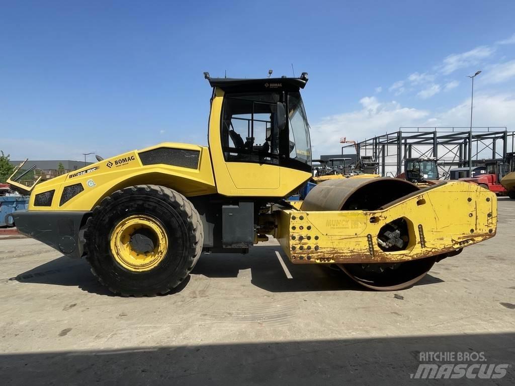 Bomag BW 226 BVC-5 Cilindros Compactadores monocilíndricos