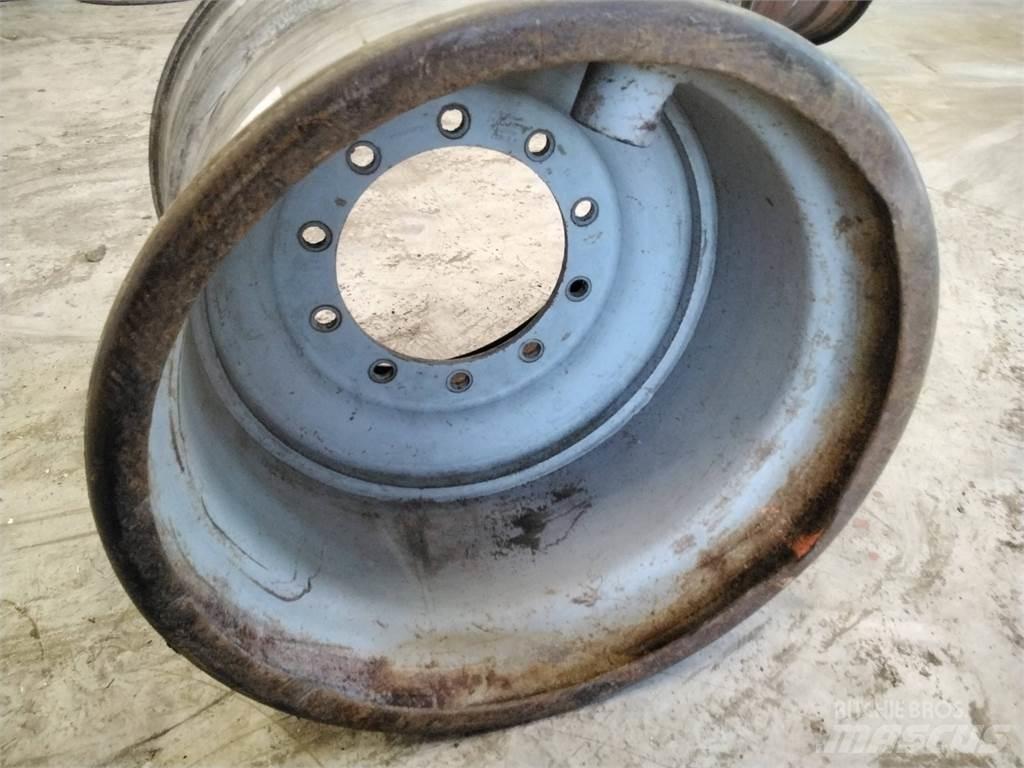 Valmet 860 24x26,5 Pneus