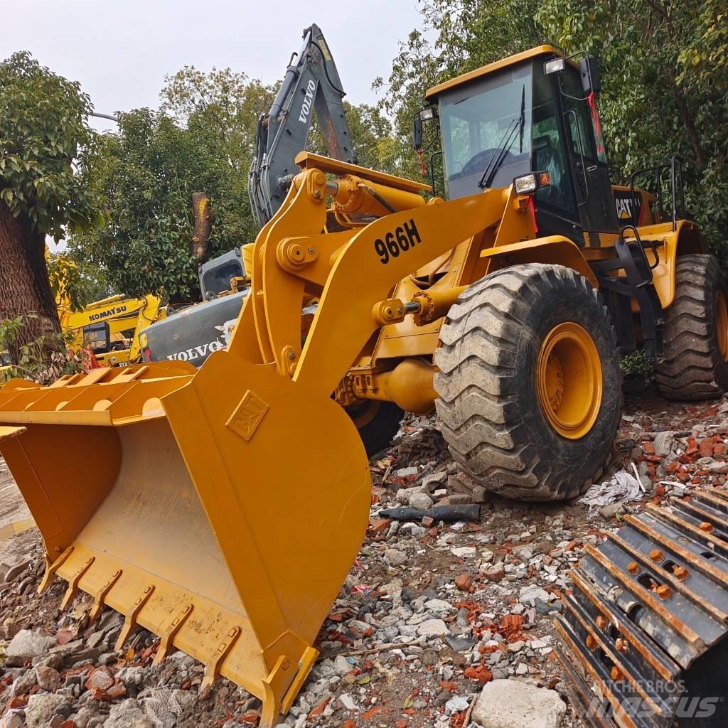 CAT 966G Carregadeiras de rodas