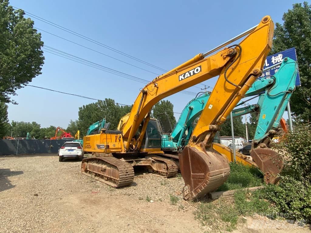 Kato HD 1023 R Escavadeiras de esteiras