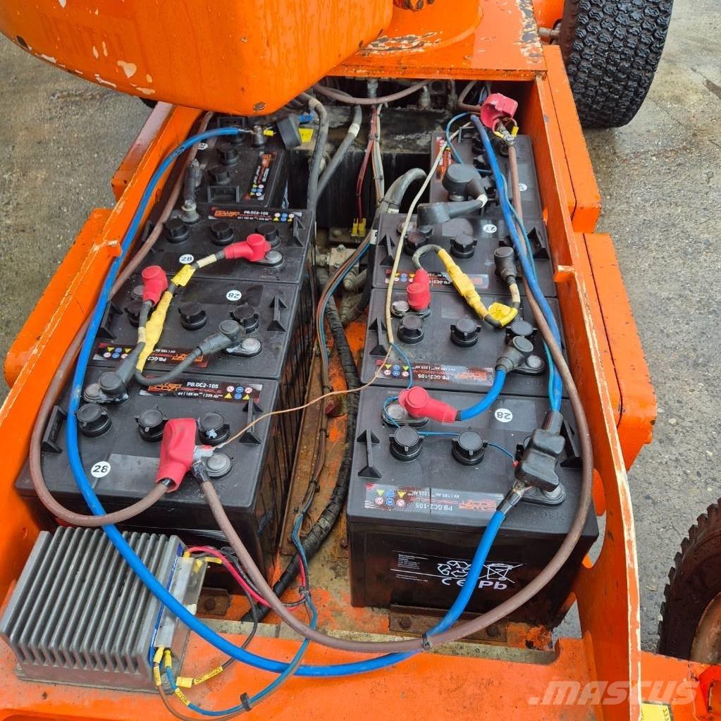 Niftylift HR 12 E Elevadores braços articulados