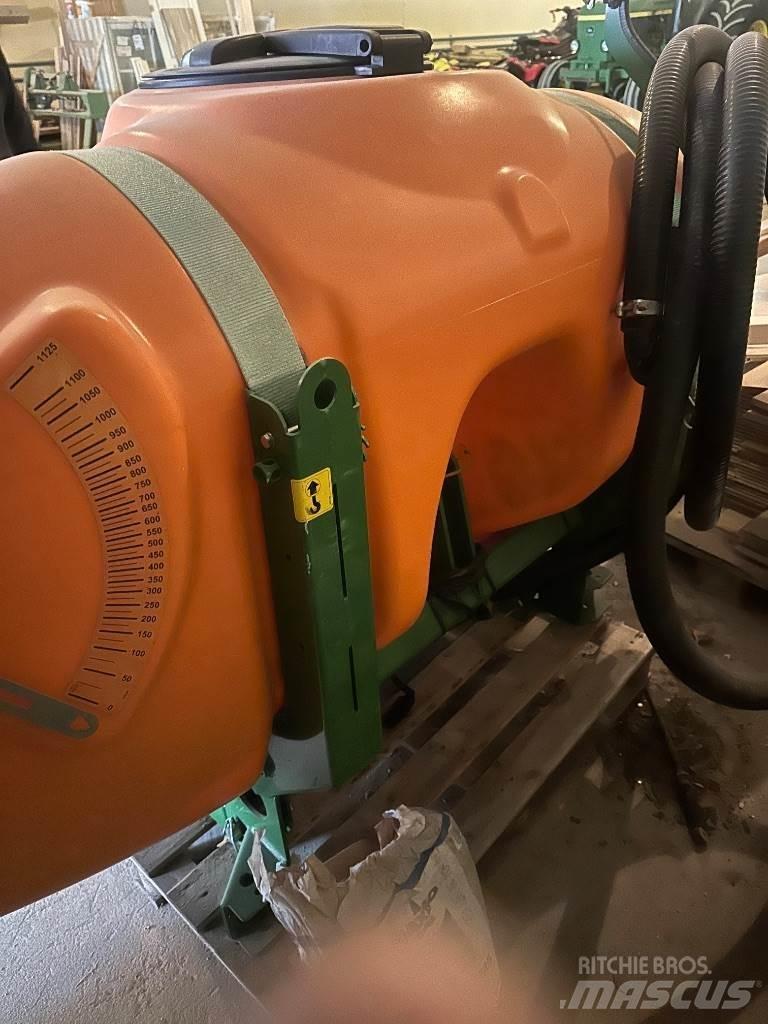 Amazone UF1201 Pulverizadores montados
