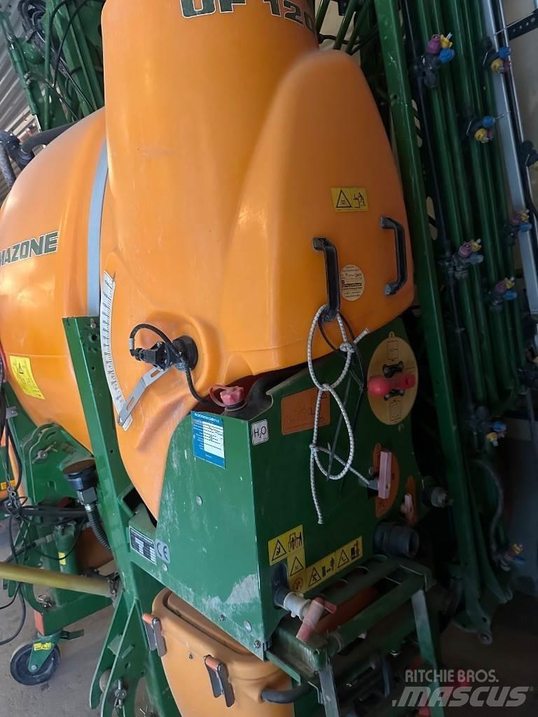 Amazone UF1201 Pulverizadores montados