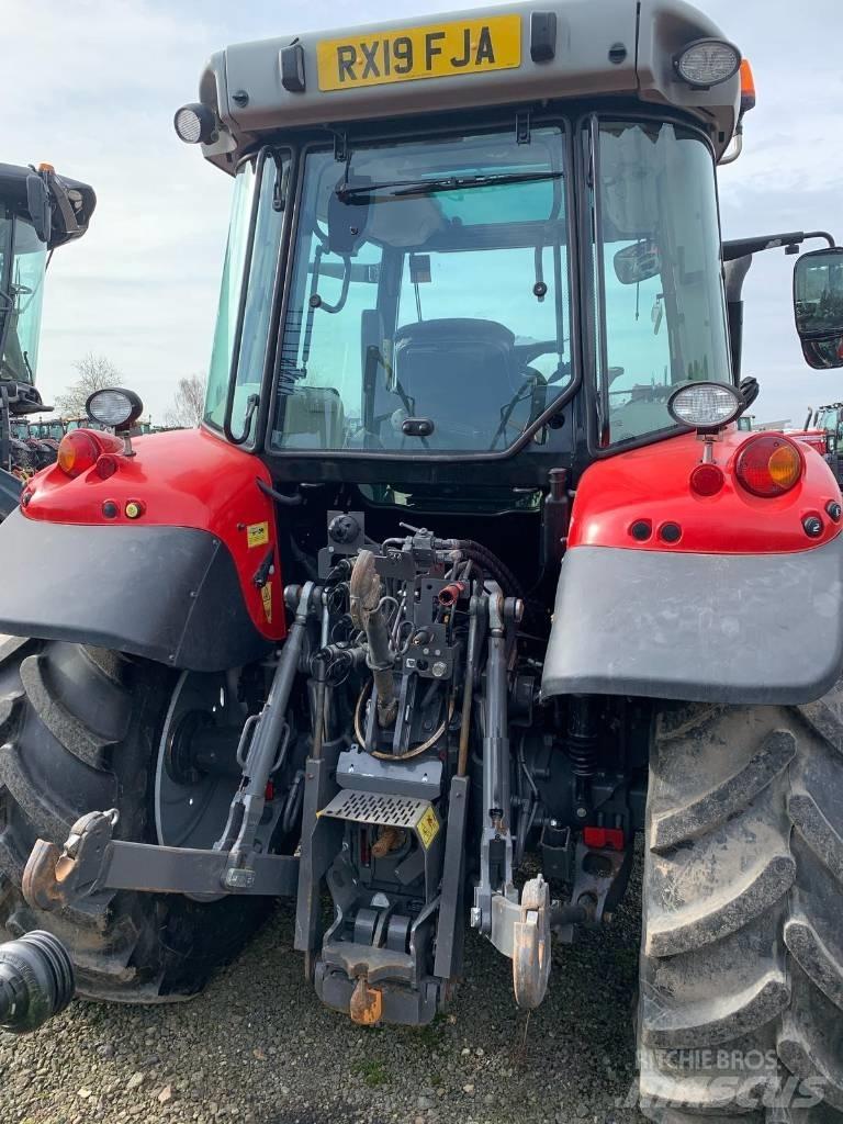 Massey Ferguson 5712 Tratores Agrícolas usados