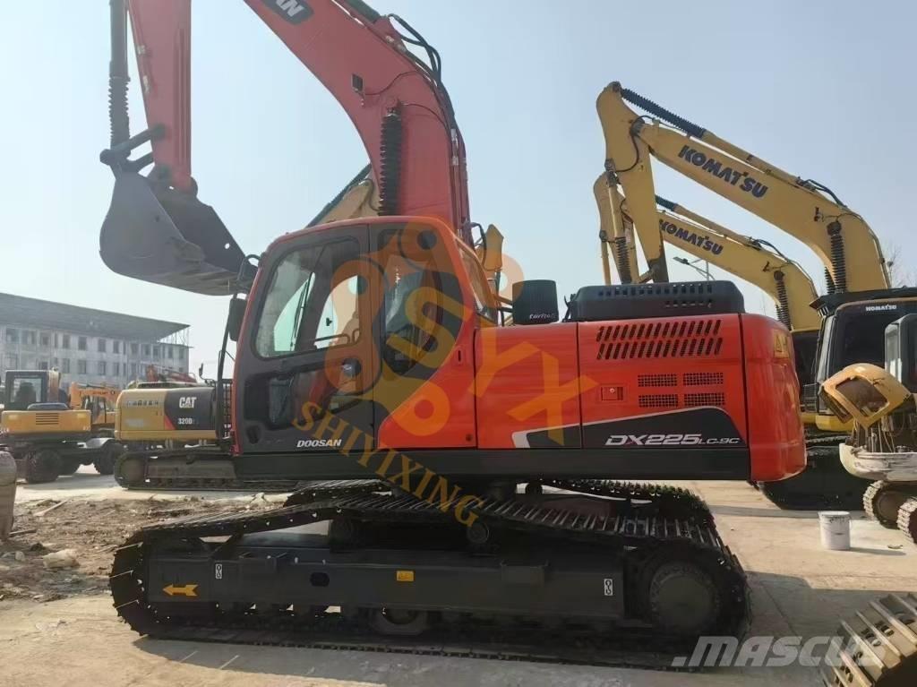 Doosan DX 225 LC Escavadeiras de esteiras