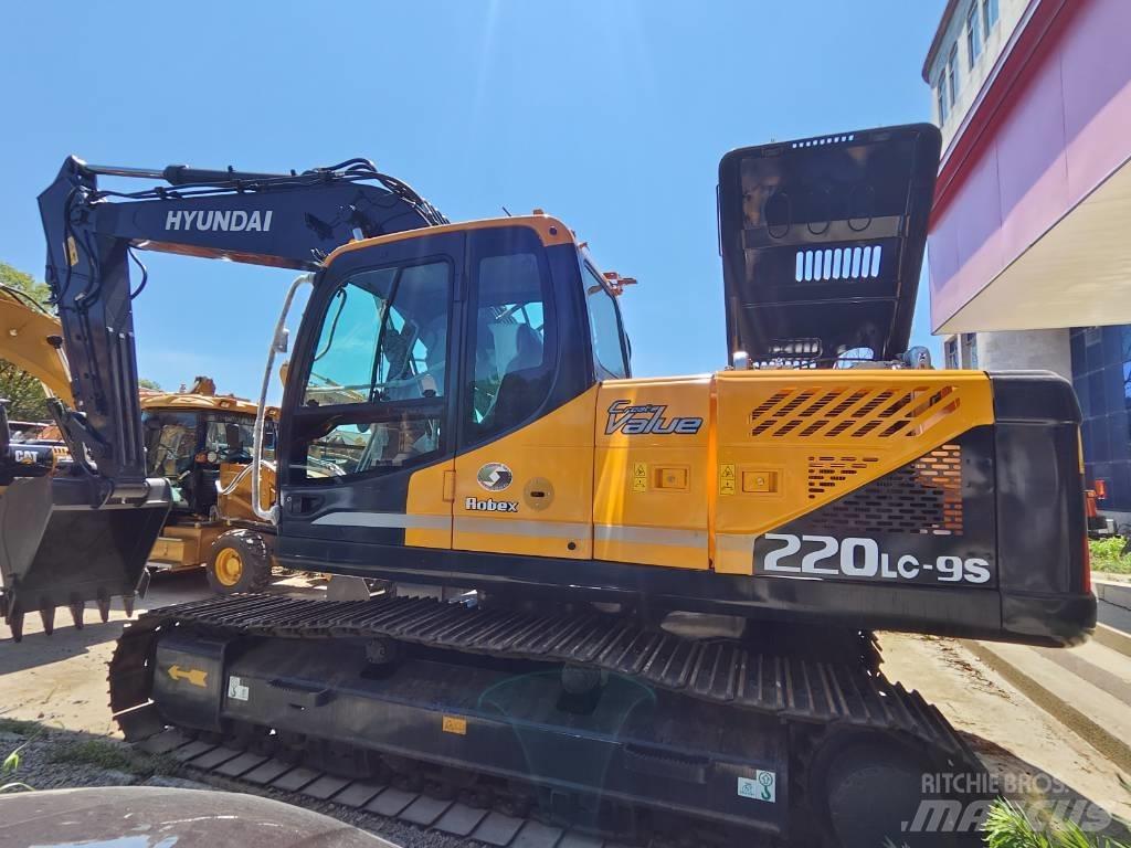 Hyundai Robex 220 LC Escavadeiras de esteiras