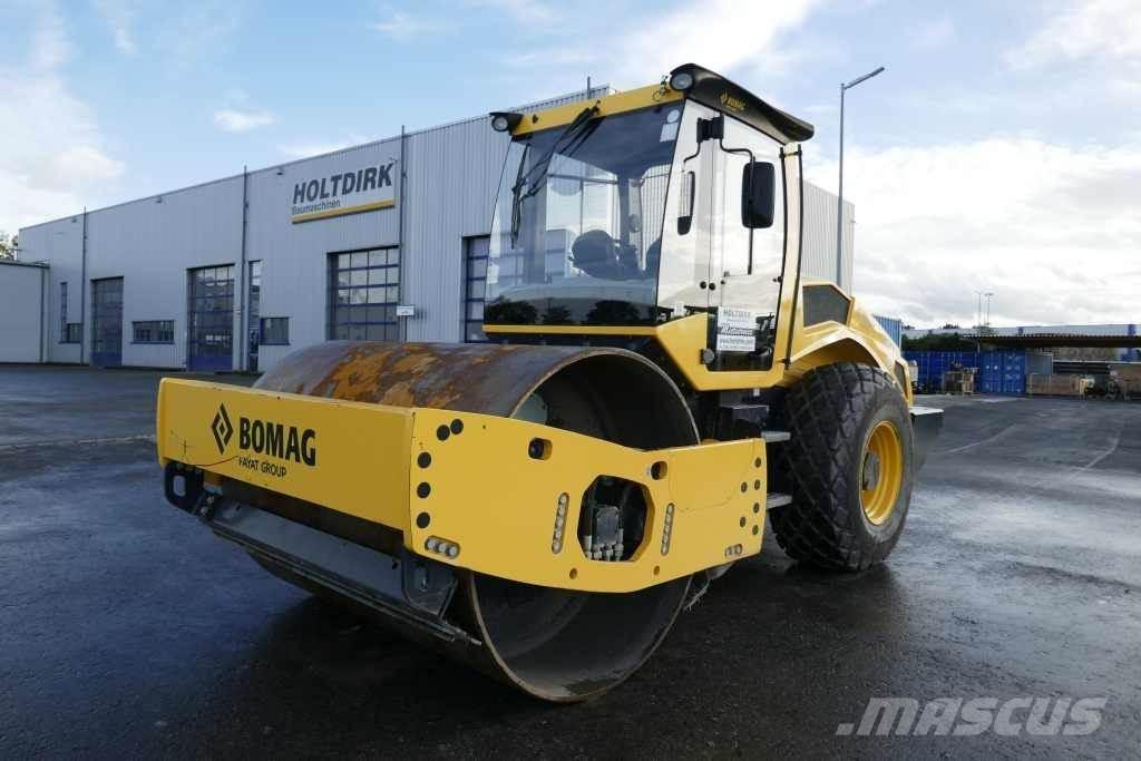 Bomag BW 213 D-5 Compactadores para terra