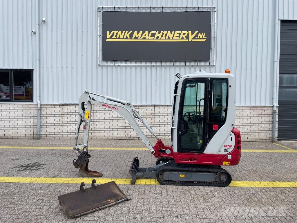 Takeuchi TB 216 Miniescavadeiras