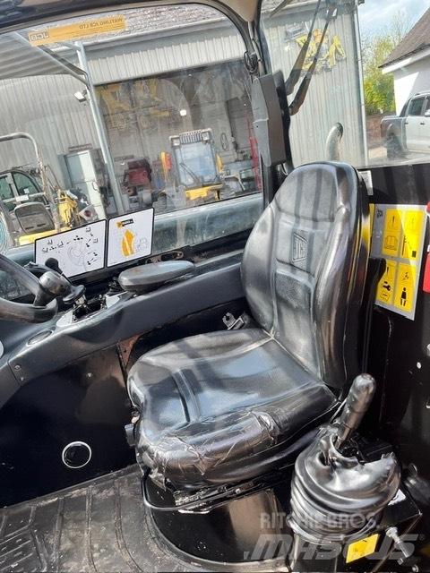 JCB 520-40 Manipulador telescópico