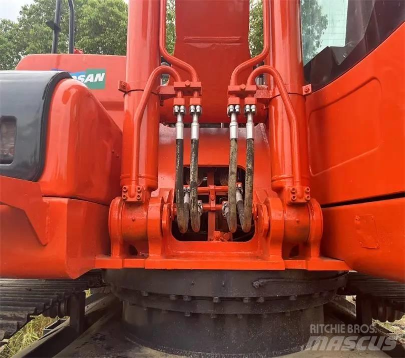 Doosan DX225LC-9C Escavadeiras de esteiras