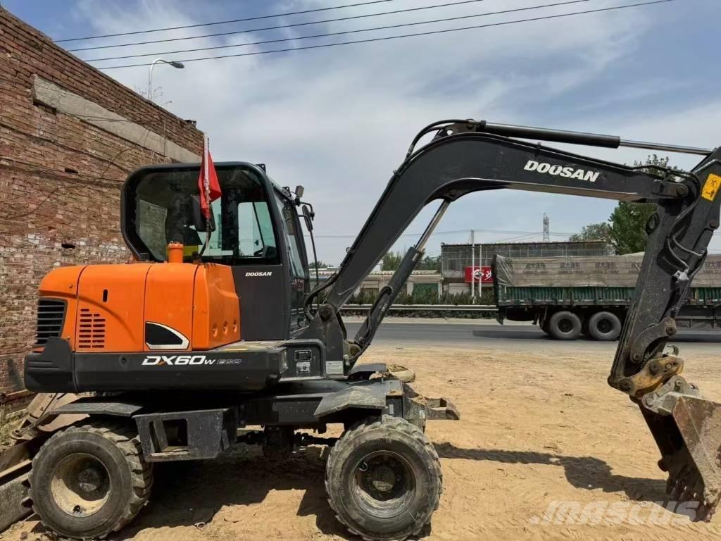 Doosan DX 60 Miniescavadeiras