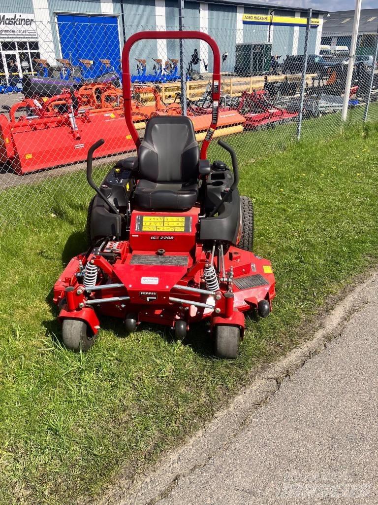 Ferris ZT 2200 ISX Corta-Relvas Zero turn