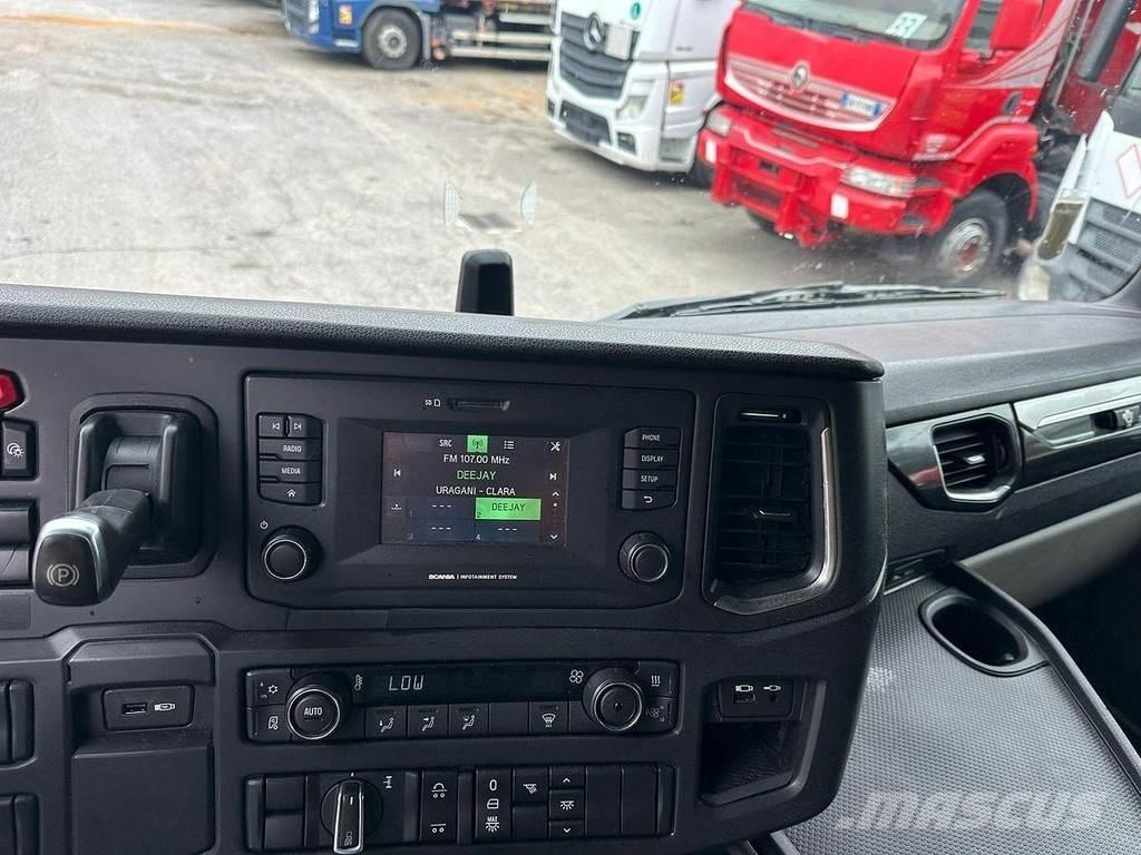 Scania R 520 Cavalos Mecânicos