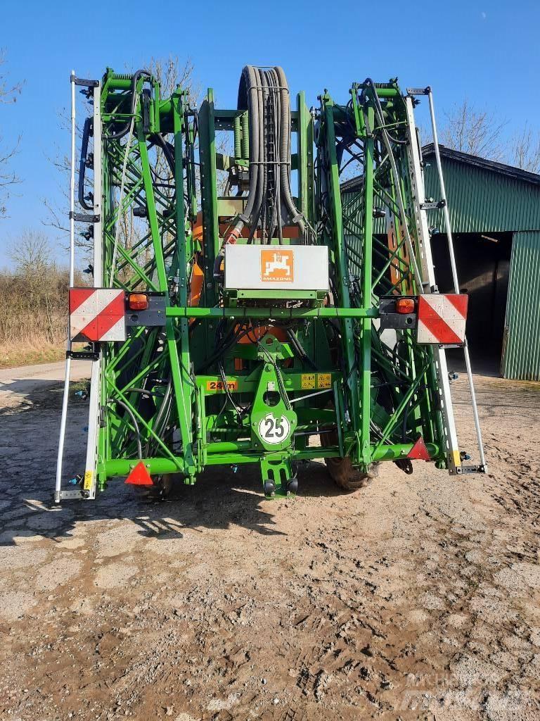 Amazone UG 3000 Nova Pulverizadores rebocados