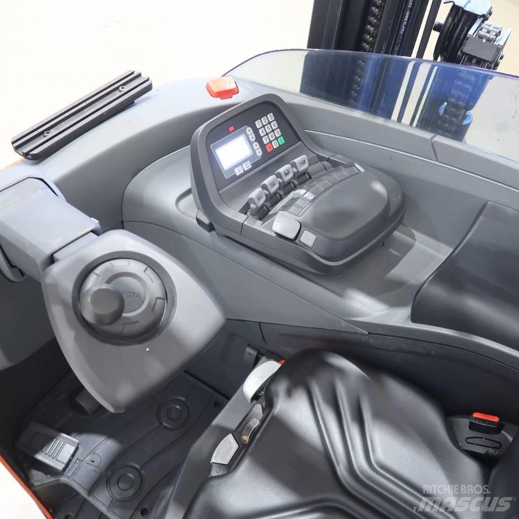 Toyota RRE140H Empilhadores Elevadores