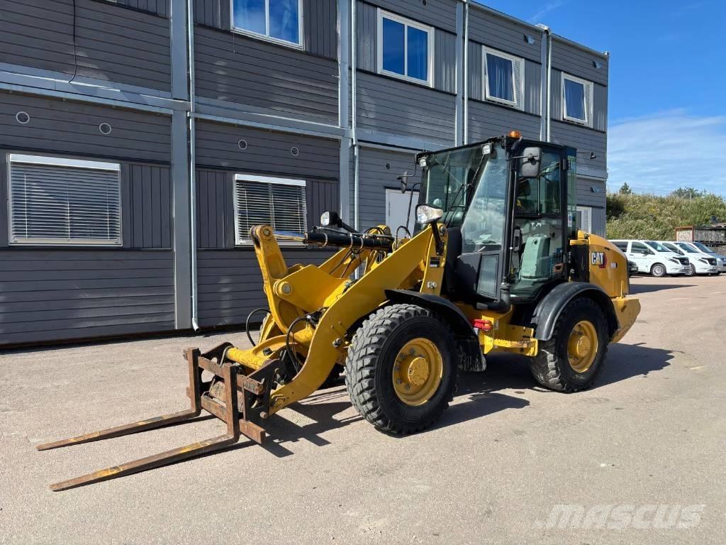 CAT 906 M Carregadeiras de rodas