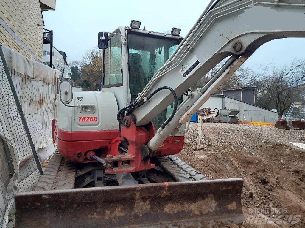 Takeuchi TB 260 Miniescavadeiras