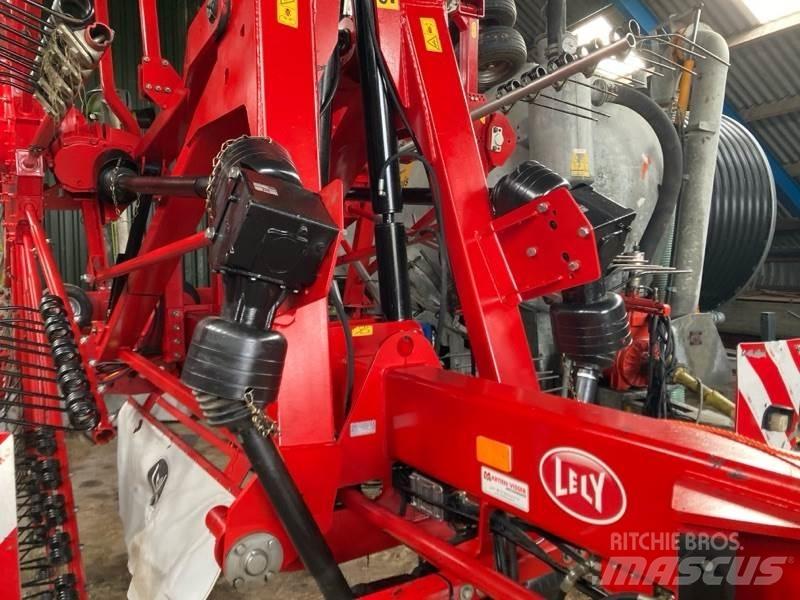 Lely Hibiskus 1015 Encordoadores de Feno