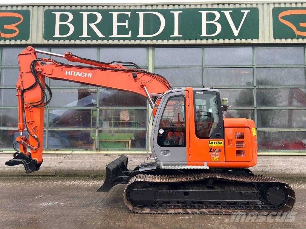 Hitachi ZX 135 US Escavadeiras de esteiras