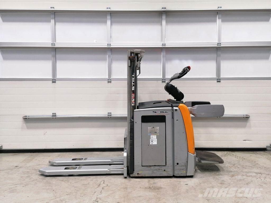 Still EXV-SF14 Empilhador para operador externo