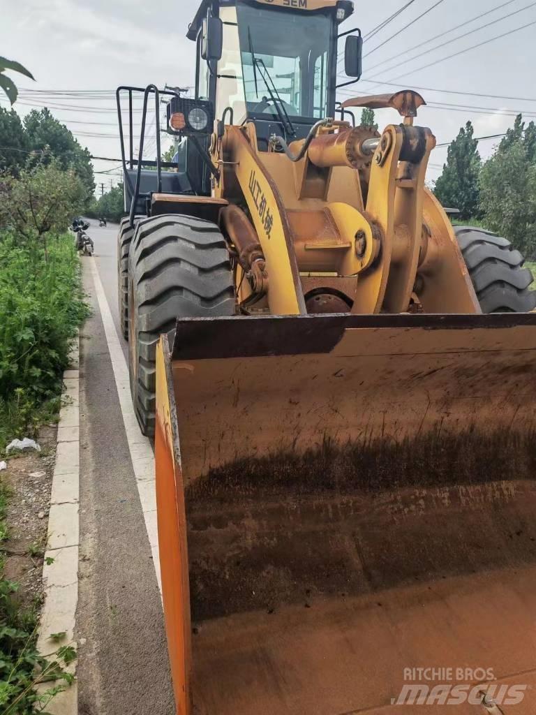 SEM 655D Carregadeiras de rodas