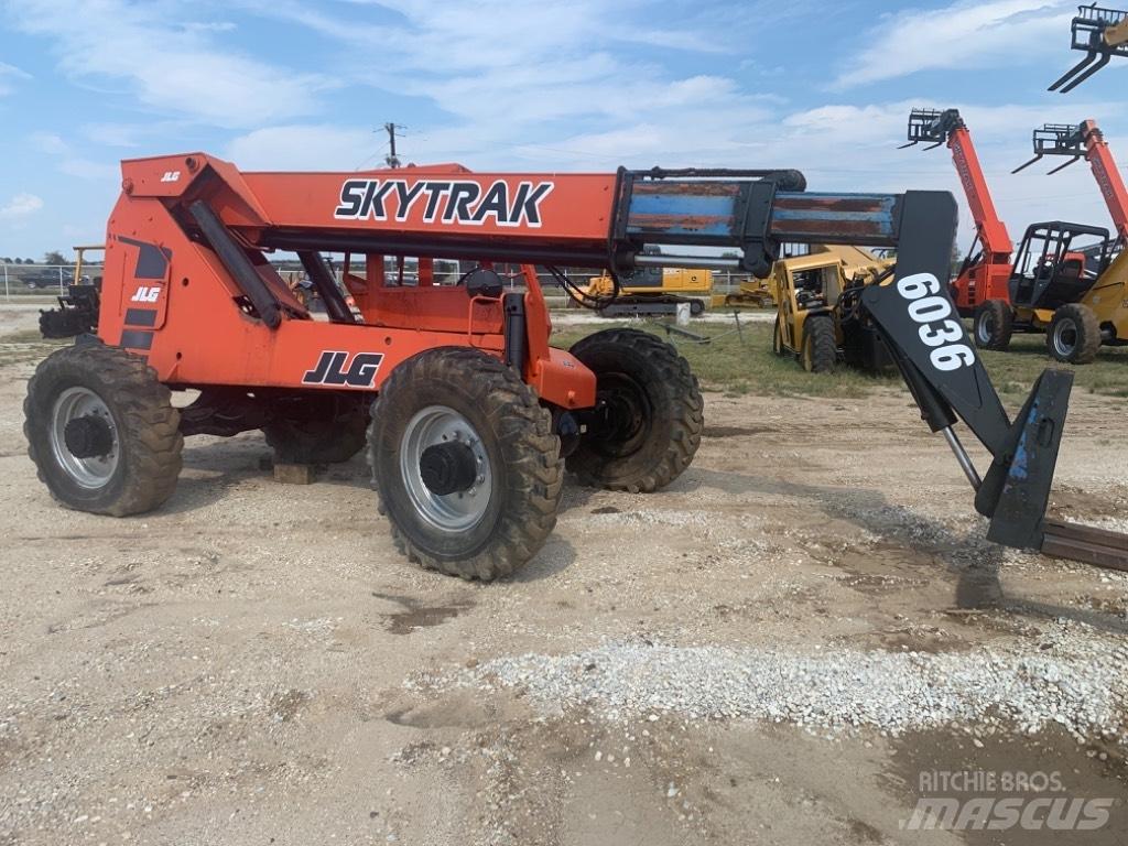 SkyTrak 6036 Manipulador telescópico