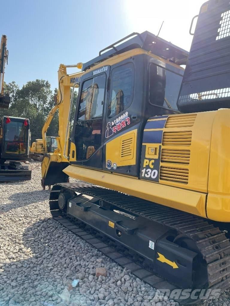 Komatsu 130-7 Escavadeiras de esteiras
