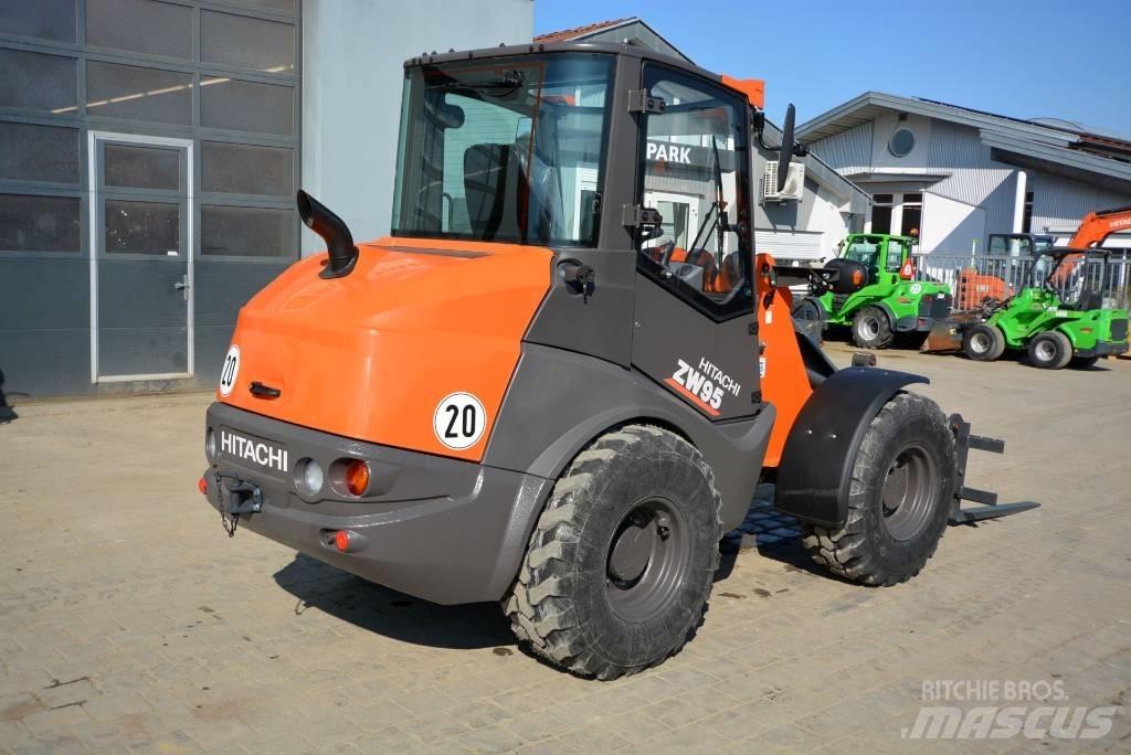Hitachi ZW 95-6 C Carregadeiras de rodas