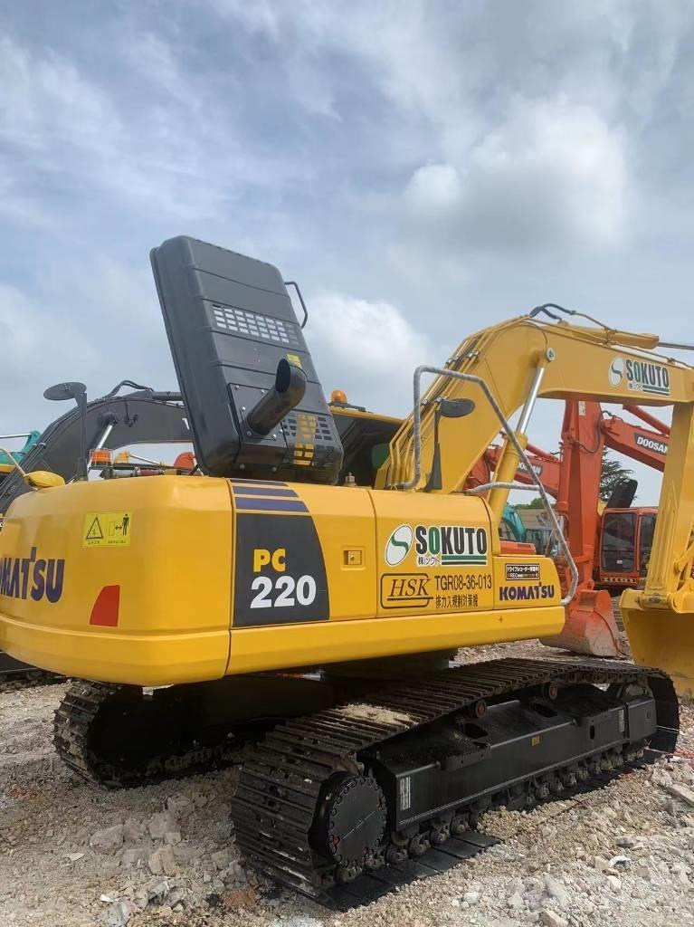 Komatsu PC 220-8 Escavadeiras de esteiras