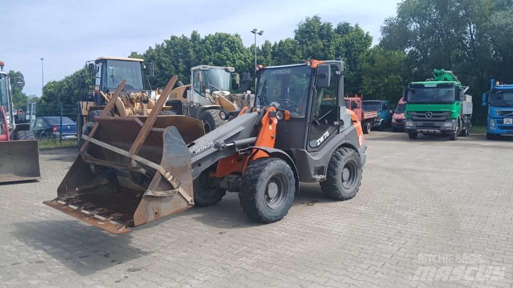 Hitachi ZW 75 Carregadeiras de rodas