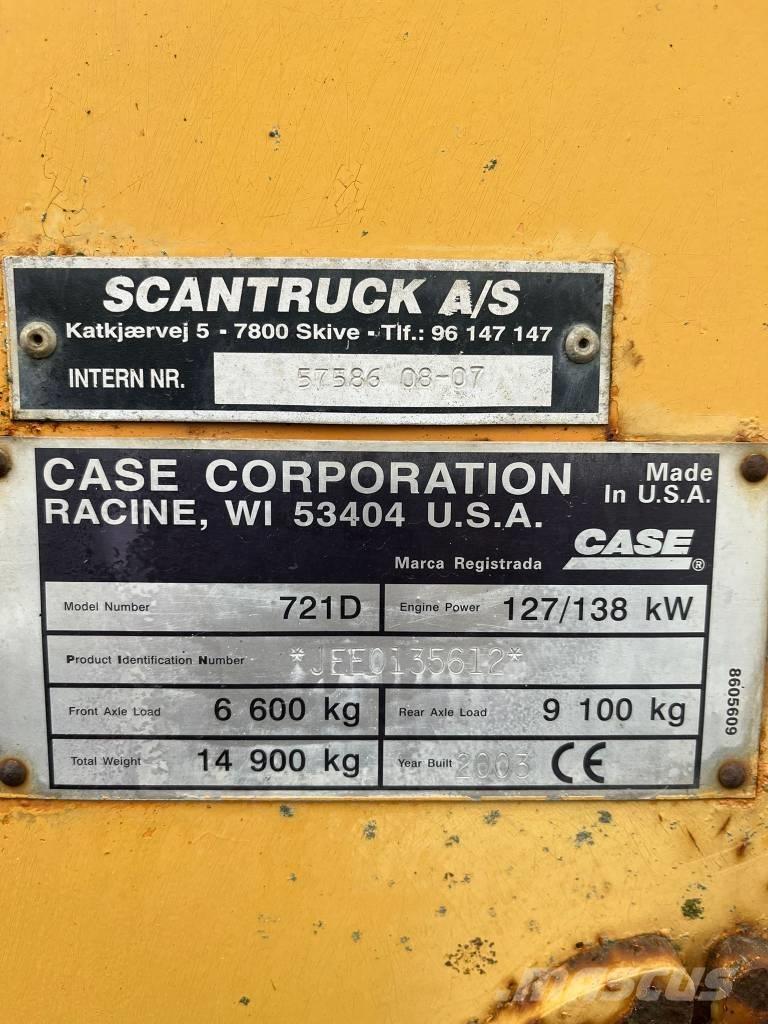 CASE 721 D Carregadeiras de rodas