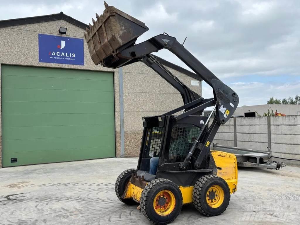 New Holland LS160 Minicarregadeiras