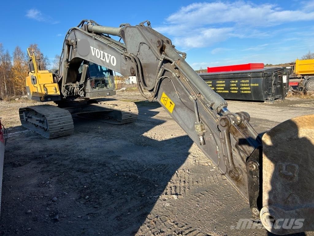 Volvo EC 220 DL Escavadeiras de esteiras