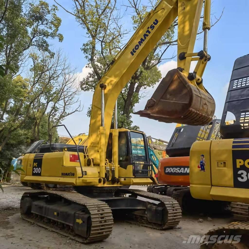 Komatsu PC 300 Escavadeiras de esteiras